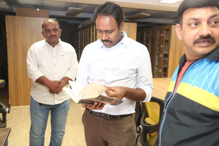 विद्यार्थियों की मांग पर कलेक्टर ने दिए निर्देश, सातों दिन खुलेगा जिला ग्रंथालय