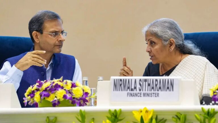 आरबीआई गवर्नर संजय मल्होत्रा ने दी बड़ी राहत, ब्याज दरों में कटौती से सस्ते होंगे लोन