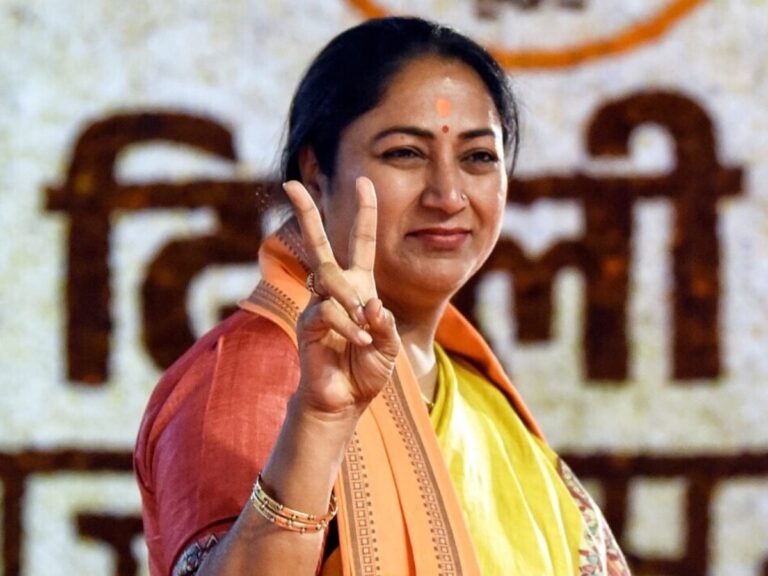 दिल्ली में अब रेखा गुप्ता होंगी प्रदेश की मुखिया