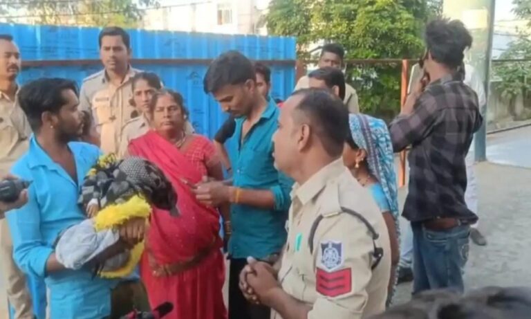 MP: मैडिकल कॉलेज में इलाजरत डेढ़ माह की बच्ची की झुलसकर मौत,परिजनों का हंगामा