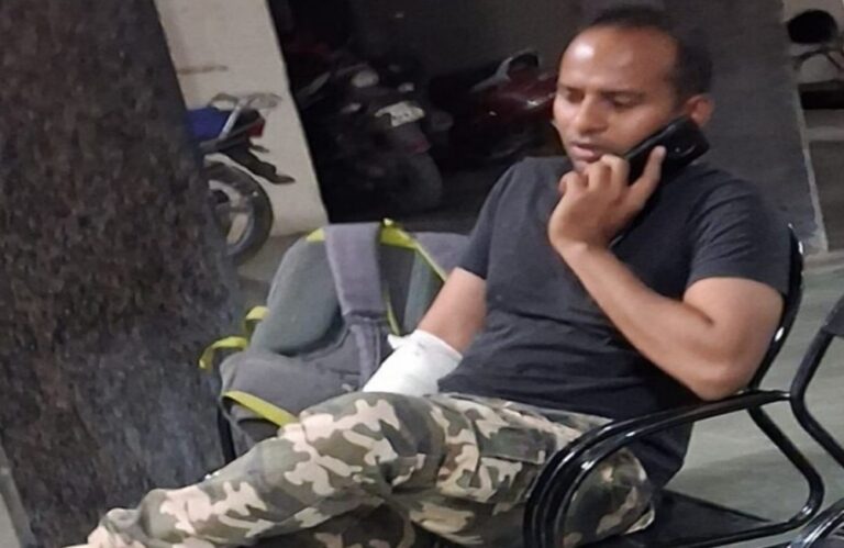 सागर में वारंटियों को पकड़ने गयी पुलिस टीम पर हमला