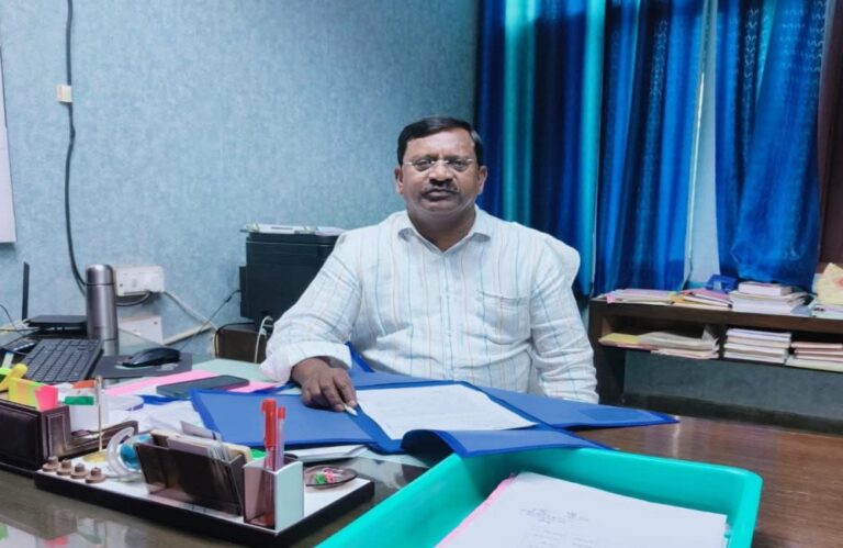 बेहकर कार्य के लिए पूर्व क्षेत्र विद्युत वितरण कंपनी को HUDCO का सम्मान