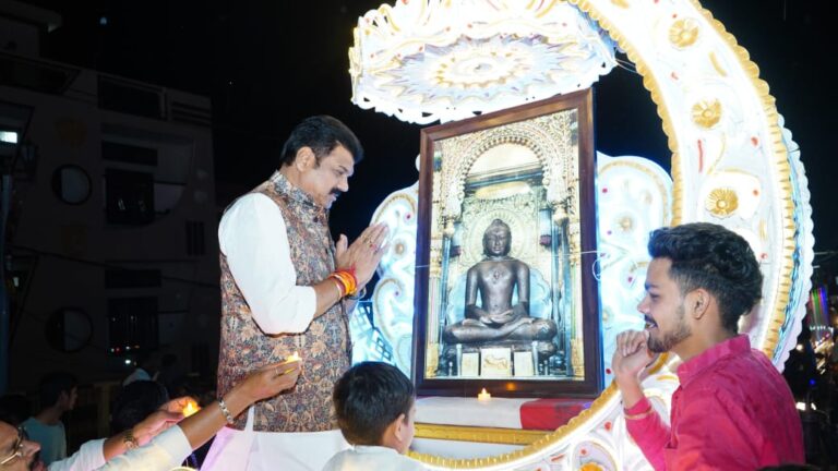 भगवान श्री महावीर जन्म कल्याणक महोत्सव में शामिल हुए मंत्री गोविंद सिंह राजपूत