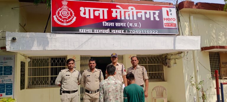 हत्या के प्रयास मामले में फरार 02 आरोपी गिरफ्तार