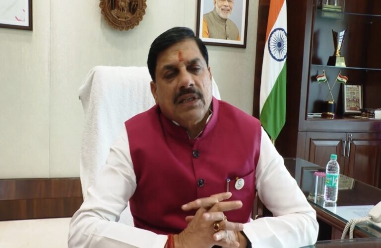 मध्यप्रदेश में बड़े पैमाने पर होंगे अधिकारियों कर्मचारियों के प्रमोशन शीघ्र,मुख्यमंत्री ने दिए संकेत