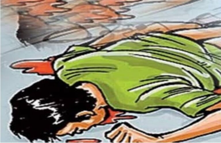 बाजार में व्यक्ति का शव मिला, पुलिस ने जाँच शुरू की