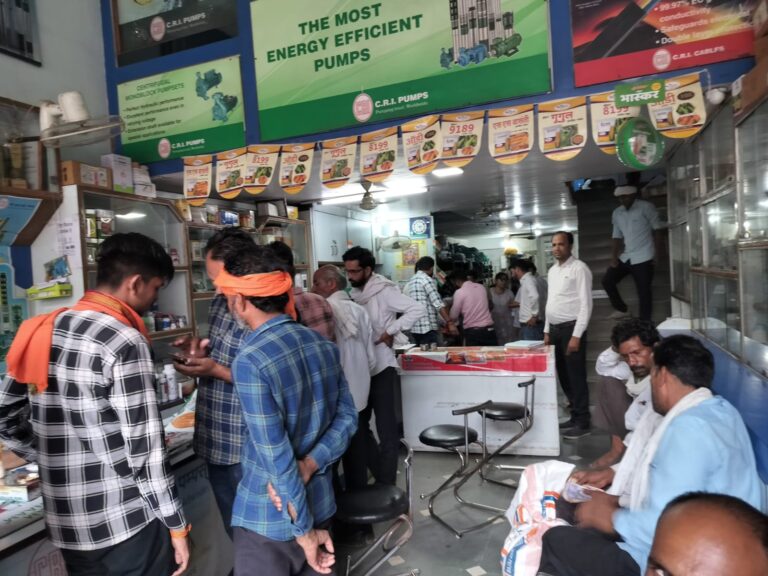 कलेक्टर के निर्देश पर तत्काल कार्रवाई : खाद, बीज और कीटनाशक विक्रेताओं के यहां लिए सैंपल