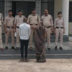 पलंग से गिरने की कहानी निकली झूठी, पत्नी और देवर निकले कातिल, हत्या के मामले का खुलासा  दो आरोपी गिरफ्तार