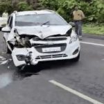 सागर में दर्दनाक सड़क हादसा: कंटेनर ने रौंदी बाइक, दो युवकों और दो गायों की मौके पर मौत, चालक गिरफ्तार
