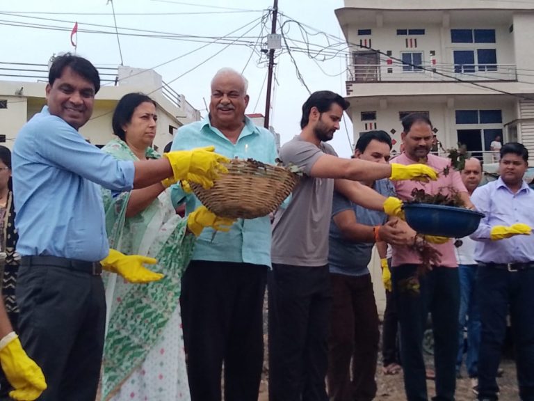 सागर नगर निगम ने रचा इतिहास -स्वच्छ सर्वेक्षण 2024 प्रतियोगिता में पहली बार टॉप 10 में आकर देश में बनाई पहचान