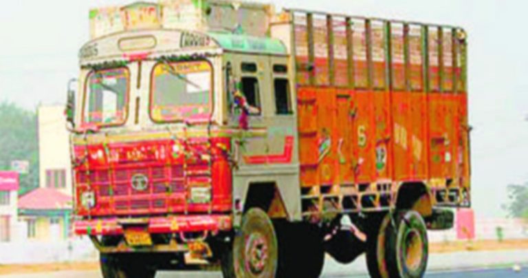 सागर से लोड हुआ सोयाबीन से भरा ट्रक रास्ते से गायब, ट्रांसपोस्ट मालिक ने कराई FIR