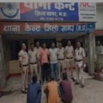 सागर पुलिस की बड़ी कार्रवाई: रातोंरात 23 वारंटी गिरफ्तार, 2 अपहृत बच्चे बरामद, जुए के अड्डे पर भी छापा