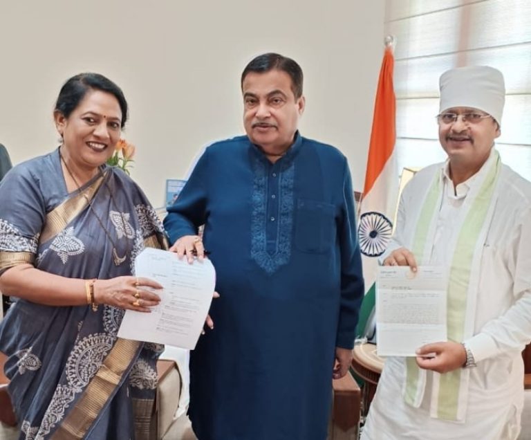 विधायक और सांसद ने केंद्रीय राजमार्ग एवं सड़क परिवहन मंत्री से यह सड़क चौड़ीकरण एवं ओवरब्रिज शाखा विस्तार की रखी मांग