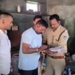 सागर में हाईवे पर फौजी ढाबे से अवैध शराब जब्त, संचालक फरार
