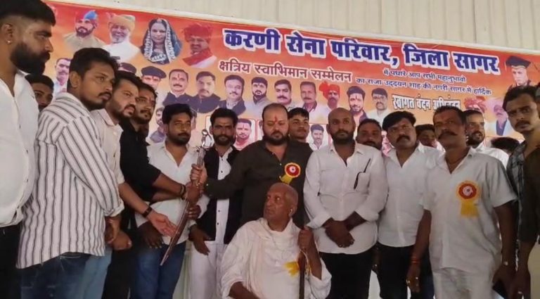 करणी सेना के राष्ट्रीय अध्यक्ष जीवन सिंह शेरपुर का सागर में भव्य स्वागत, रैली और माल्यार्पण कार्यक्रम से गूंजा शहर