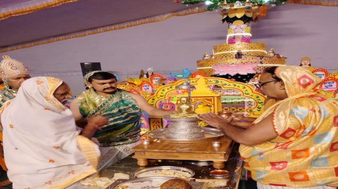 24photo-1_copy_1289x720