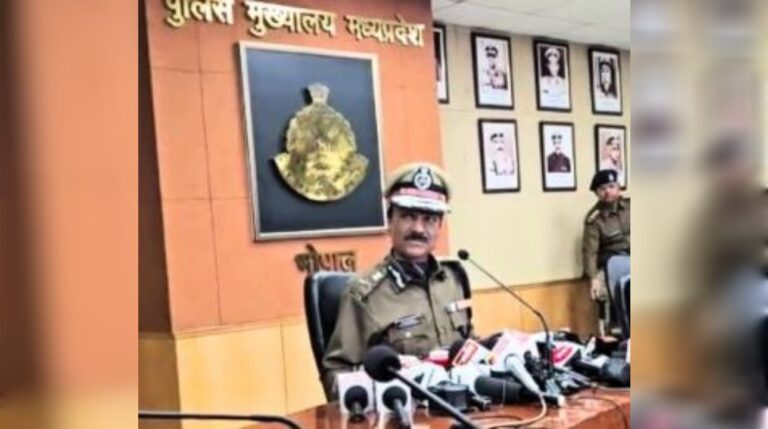 DGP मकवाना के शासन ने किये सेवावृद्धि के आदेश जारी