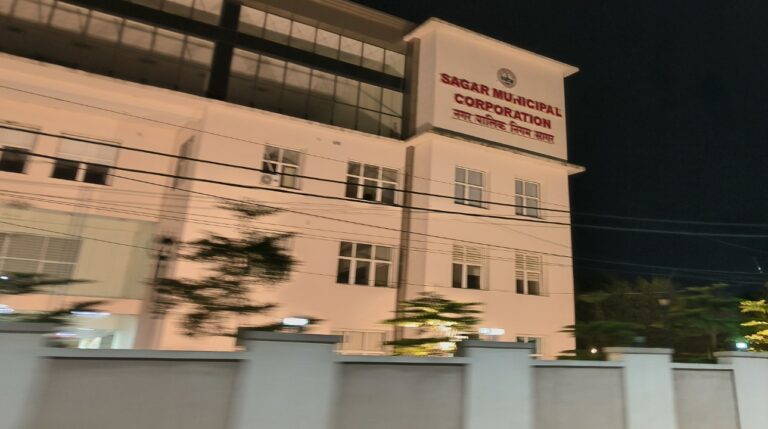 सागर: निगमायुक्त ने 230 नामांतरण प्रकरणों पर किया फैसला