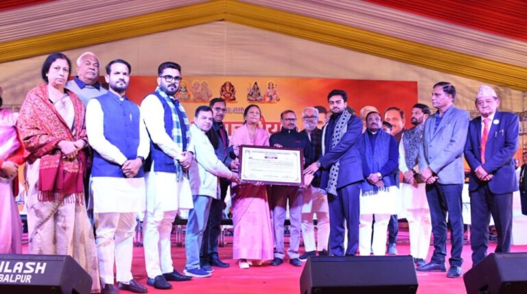 हर आंगन में अविराज जैसा सितारा जन्म ले- विधायक ब्रजबिहारी पटैरिया 