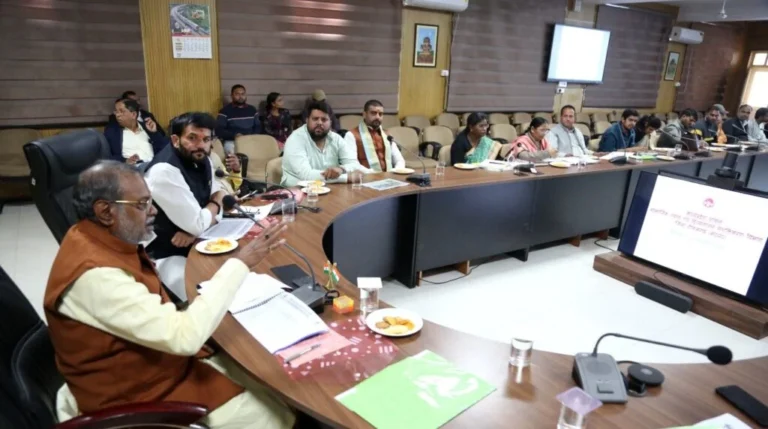 सागर में सामाजिक न्याय विभाग की प्रगति संभागीय समीक्षा बैठक संपन्न