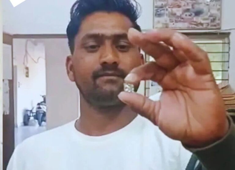 दो दोस्तों ने किस्मत आजमाई और मिला खदान में जेम्स हीरा