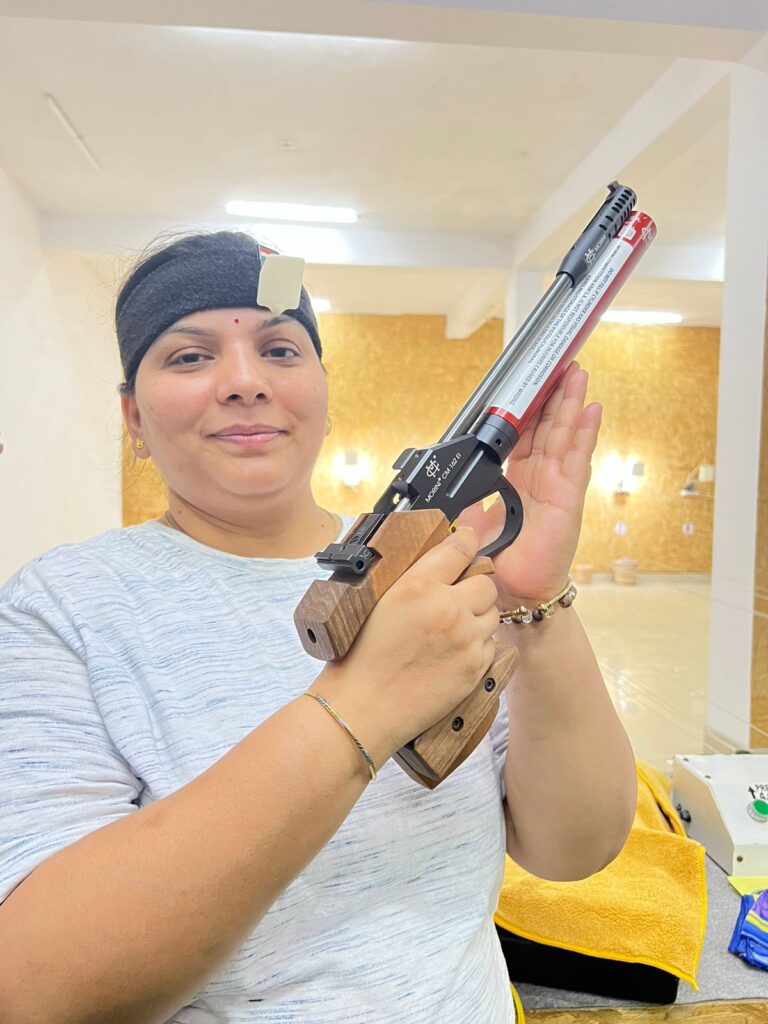 सागर की बेटी ने रचा इतिहास: प्रतिभा सिंह बनीं नेशनल पिस्टल शूटिंग टीम में पहुंचने वाली पहली महिला