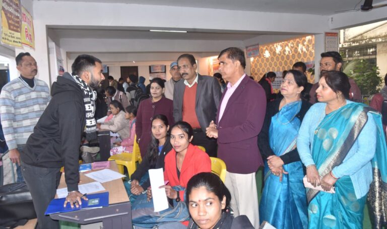 रोजगार की राह हुई आसान, कन्या महाविद्यालय की छात्राओं को मिला प्लेसमेंट