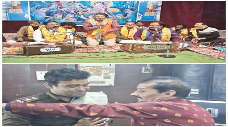 करके इशारों बुलाई गई रे…. गीत पर भक्ति रस में डूबी महिलाओं ने किया नृत्य