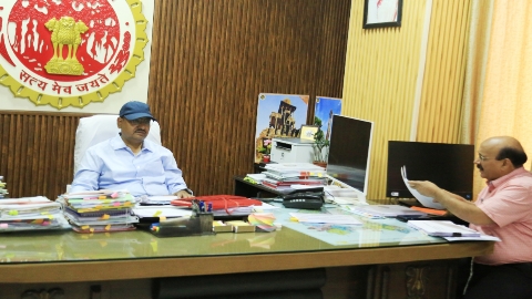 दूषित और मिलावटी खाद्य पदार्थ बेचने वालों के विरुद्ध करें सख्त कार्यवाही – कमिश्नर