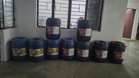 ब्रांडेड ऑयल की आड़ में धोखाधड़ी ! सिविल लाइन पुलिस ने पकड़ा नकली VALVOLINE का जखीरा